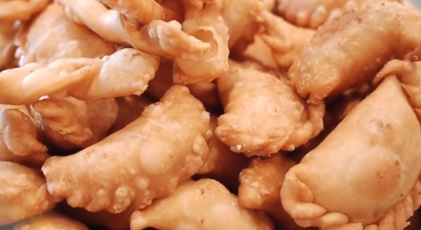 Yau Kwok (Crispy Triangle)
