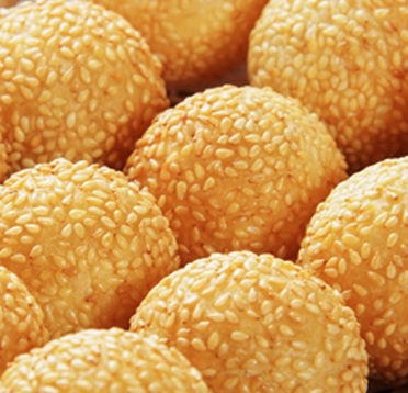 Bolinhos Chineses de Gergelim Frito